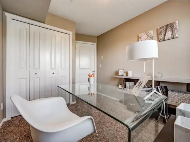 Apartment for rent in Northwest, Alberta
