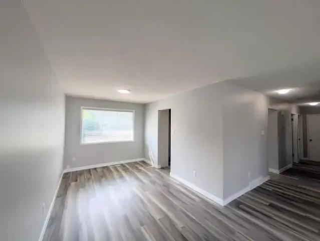 Apartment for rent in Thorncliffe, Calgary