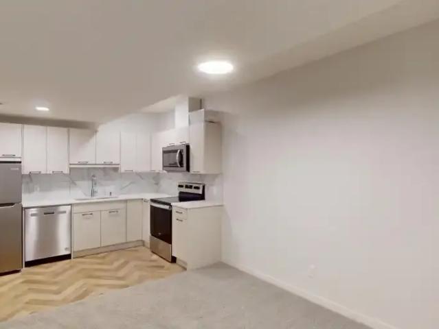 Apartment for rent in Northwest, Alberta