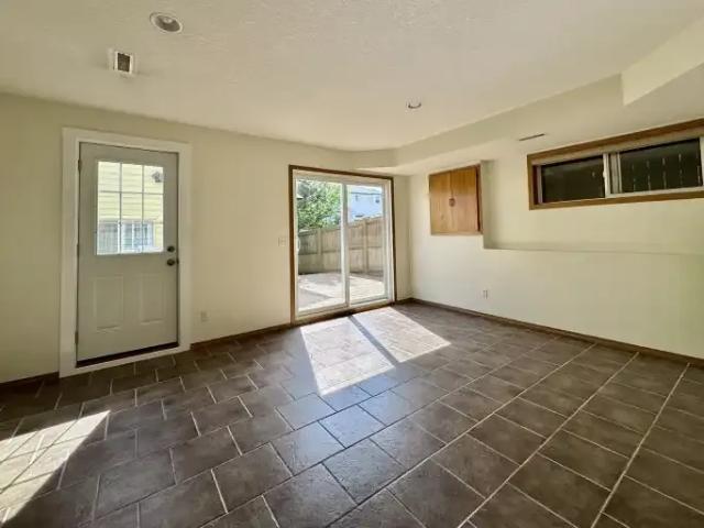 Apartment for rent in Northwest, Alberta