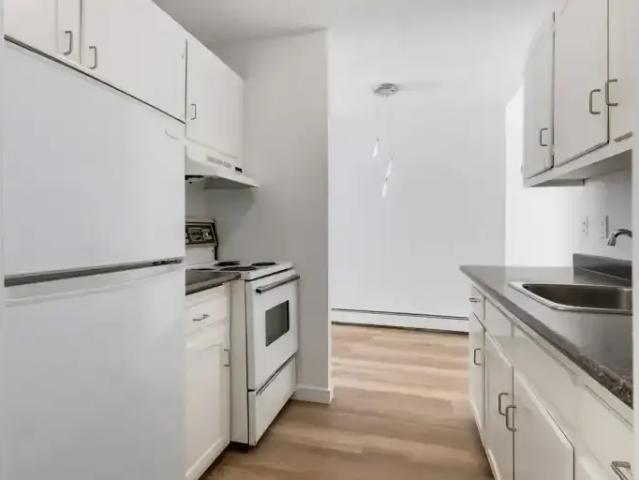 Apartment for rent in Northwest, Alberta