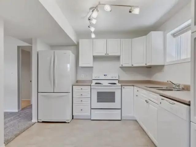 Apartment for rent in Northwest, Alberta