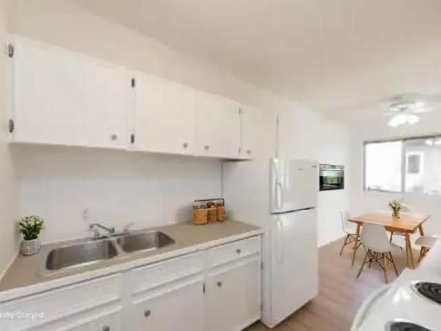 Apartment for rent in Bowness, Calgary