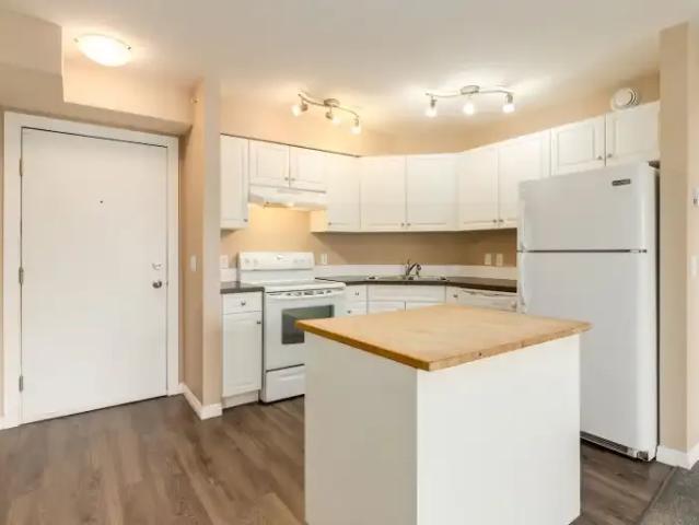 Apartment for rent in Applewood Park, Calgary