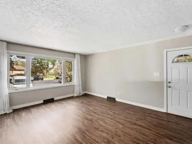 Apartment for rent in Capitol Hill, Calgary