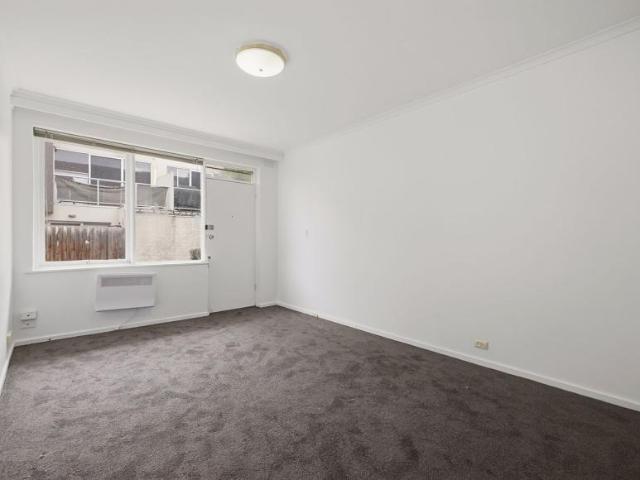Apartment for rent in Carnegie, Melbourne