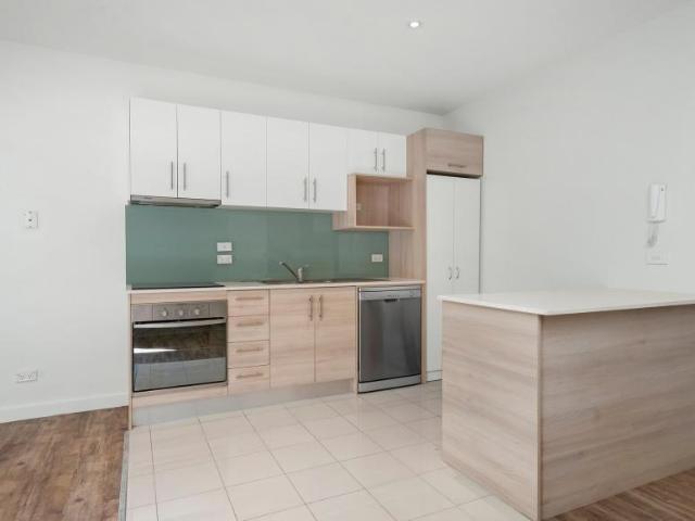 Apartment for rent in Carnegie, Melbourne
