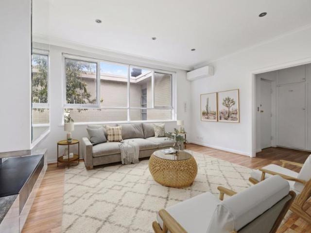 Apartment for sale in Camerons Creek, Victoria