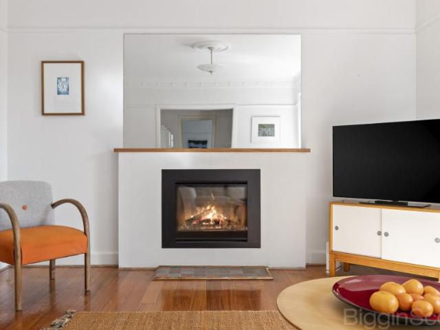 Apartment for sale in Caulfield South, Melbourne