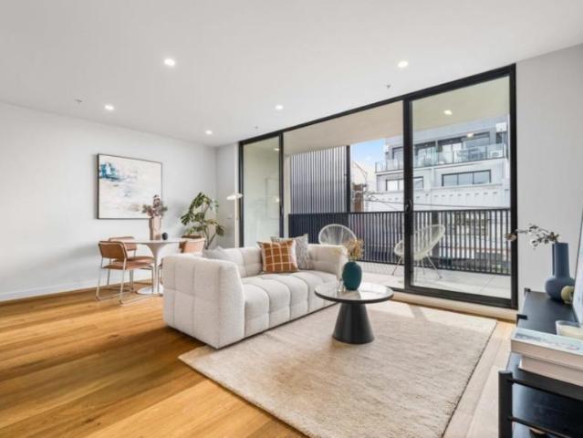 Apartment for sale in Caulfield South, Melbourne