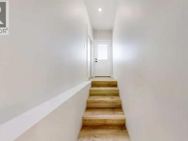 Apartment for rent in Woking, Alberta
