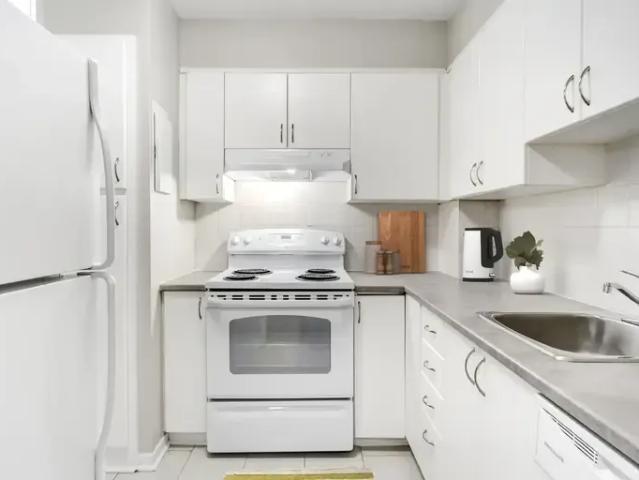 Apartment for rent in Cote-saint-luc, Quebec