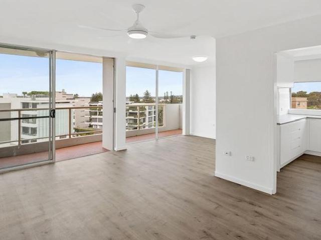 Apartment for rent in Cronulla, Sutherland Shire Council