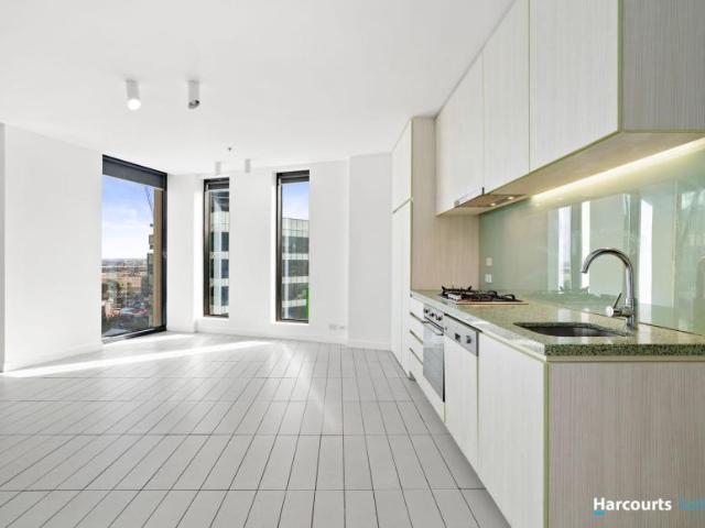 Apartment for sale in Docklands, Melbourne