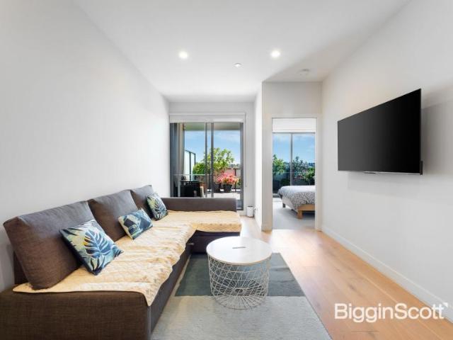 Apartment for sale in Doncaster East, Melbourne