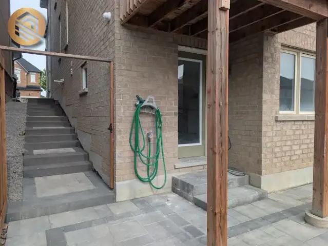 Apartment for rent in Golden Horseshoe, Ontario