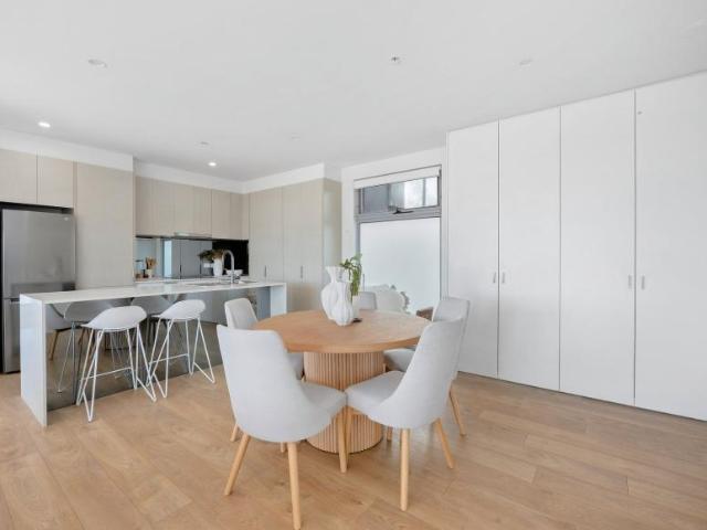 Apartment for sale in Edithvale, Melbourne