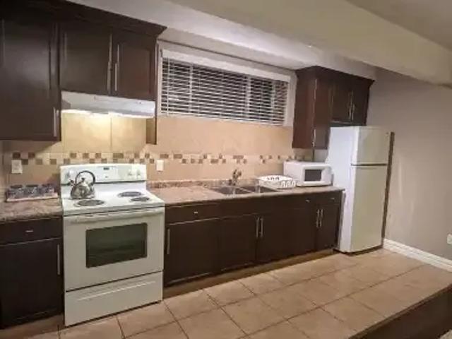 Apartment for rent in Wedgewood, Alberta