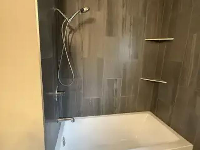 Apartment for rent in Ottewell, Edmonton