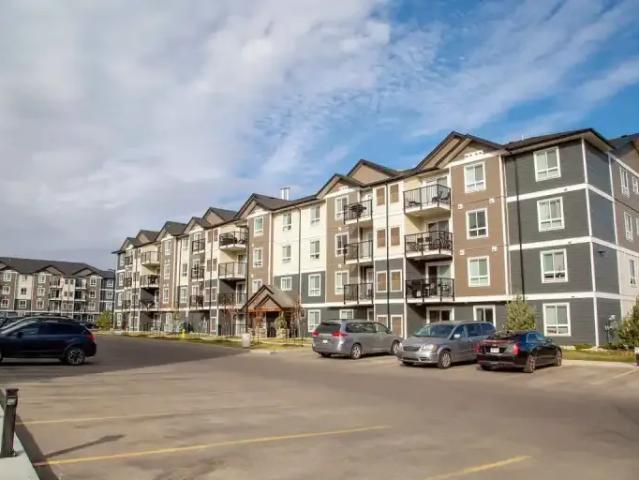 Apartment for rent in Wedgewood, Alberta