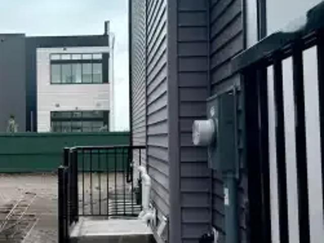Apartment for rent in Wedgewood, Alberta