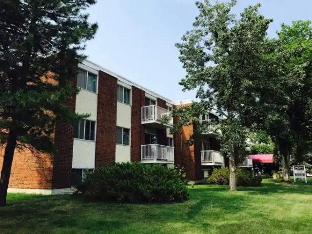 Apartment for rent in Wedgewood, Alberta