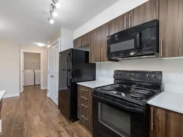 Apartment for rent in Wedgewood, Alberta