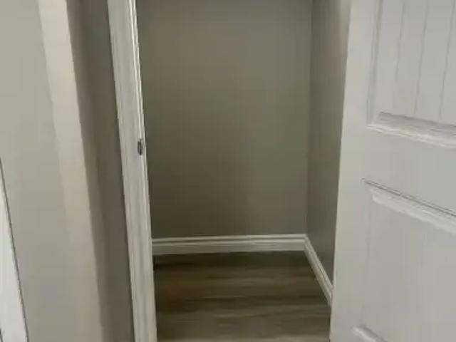 Apartment for rent in Wedgewood, Alberta
