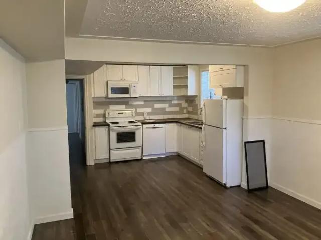 Apartment for rent in Wedgewood, Alberta