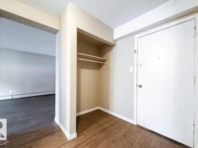 Apartment for rent in Wedgewood, Alberta