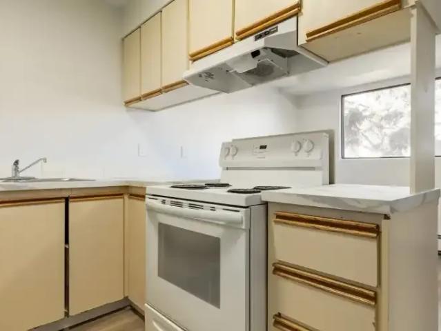 Apartment for rent in Wedgewood, Alberta