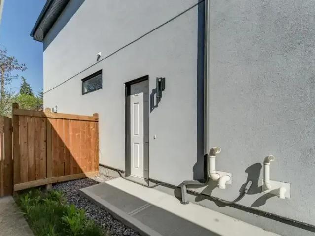 Apartment for rent in Wedgewood, Alberta