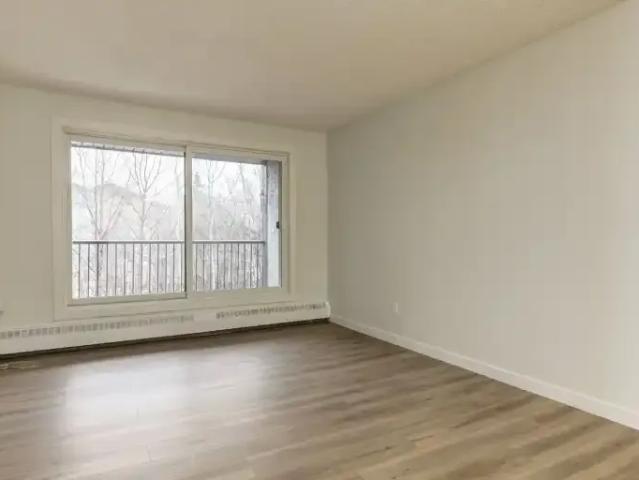 Apartment for rent in Wedgewood, Alberta