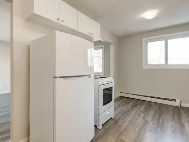 Apartment for rent in Wedgewood, Alberta