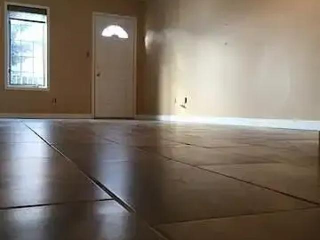 Apartment for rent in Wedgewood, Alberta
