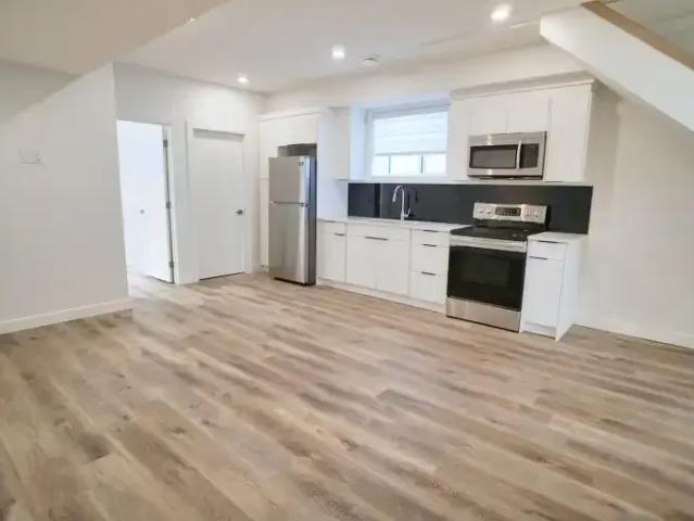 Apartment for rent in Wedgewood, Alberta