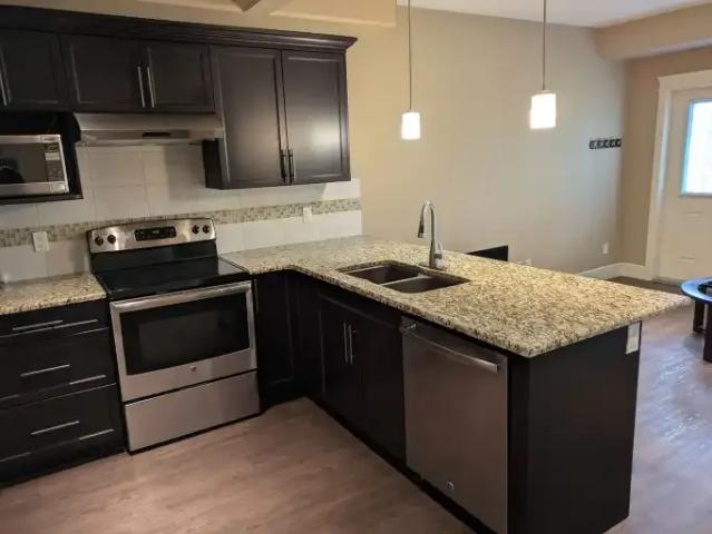 Apartment for rent in Wedgewood, Alberta