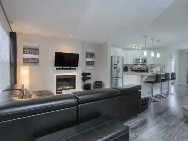Apartment for rent in Wedgewood, Alberta