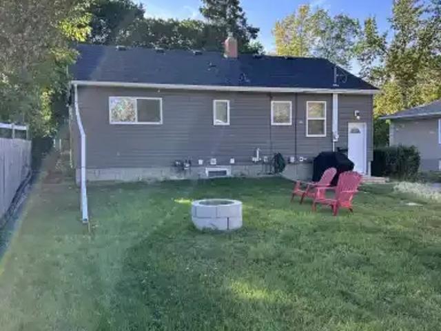 Apartment for rent in Wedgewood, Alberta