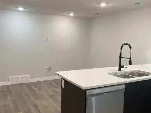 Apartment for rent in Ottewell, Edmonton