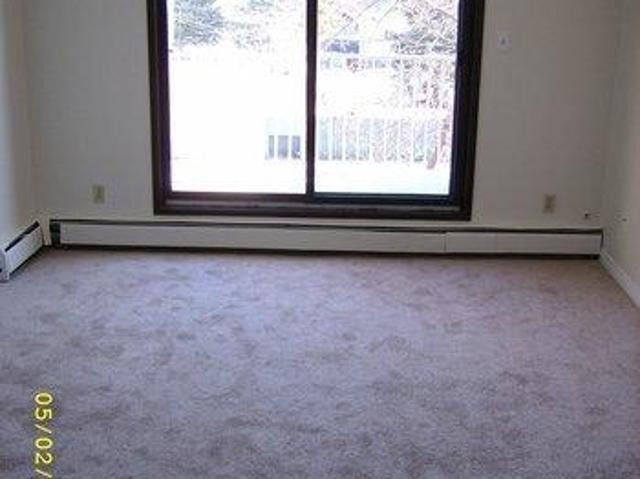 Apartment for rent in Wedgewood, Alberta