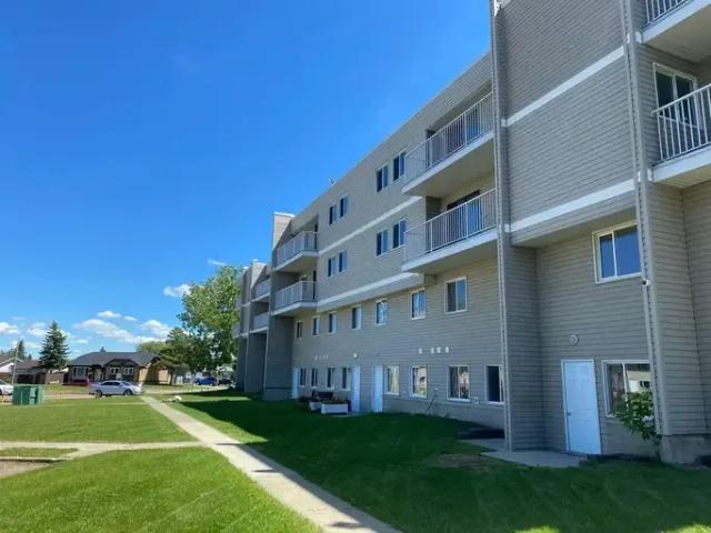 Apartment for rent in Wedgewood, Alberta