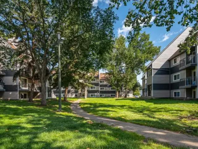 Apartment for rent in Wedgewood, Alberta