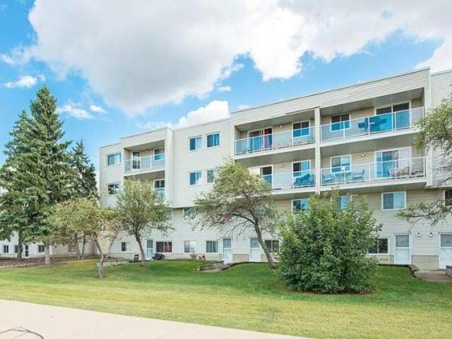 Apartment for rent in Wedgewood, Alberta