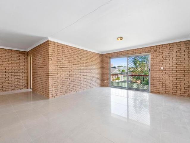Apartment for rent in Everton Hills, Greater Brisbane