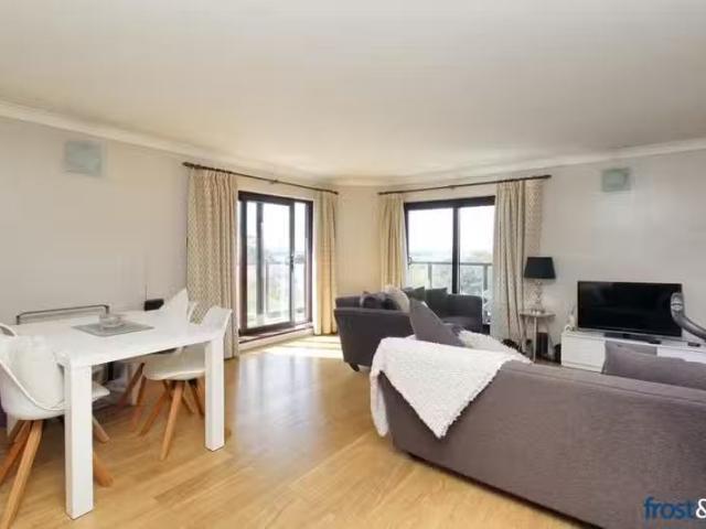 Apartment for rent in Collier Row, Greater London