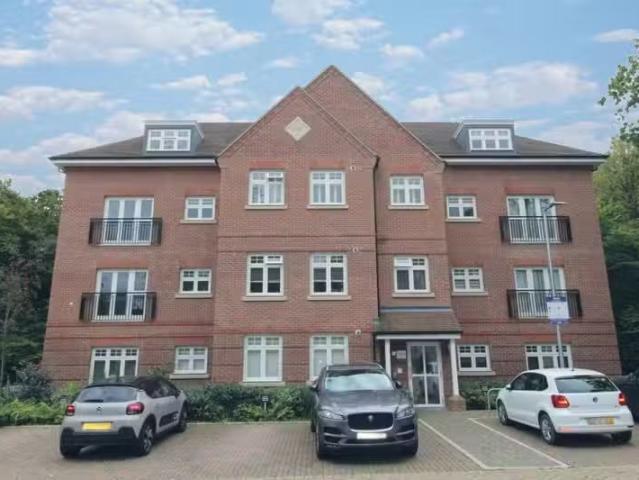 Apartment for rent in Navestock Side, Essex