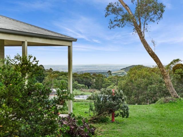 Apartment for rent in Gisborne South, Victoria