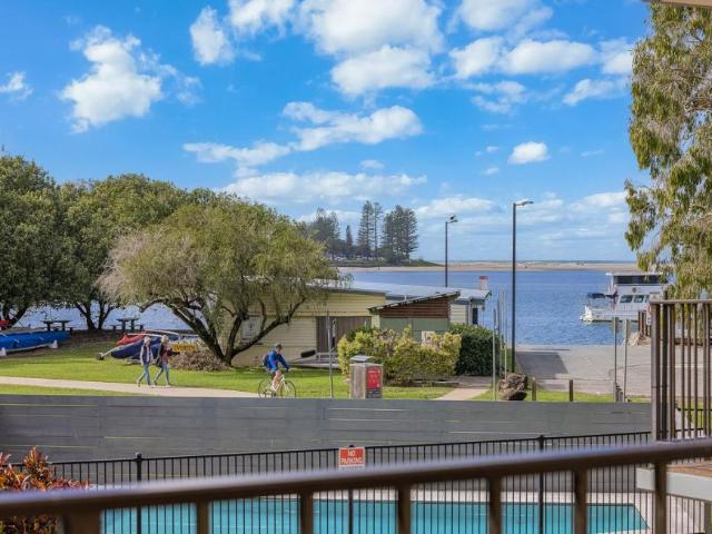 Apartment for sale in Kings Creek, Queensland