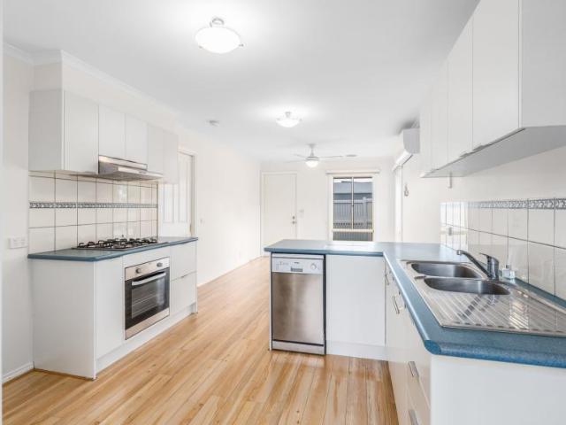 Apartment for sale in Hamlyn Heights, Geelong